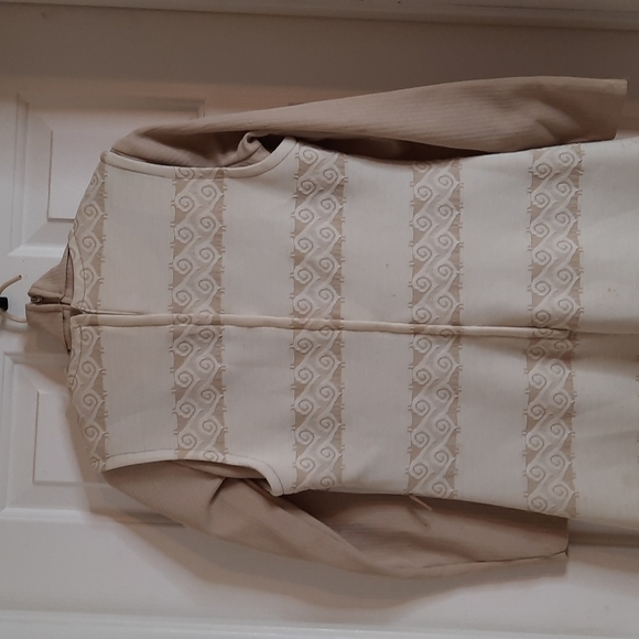 Cream Vintage 1960's 1970's  dress with under shirt to match sm/med - Picture 9 of 9